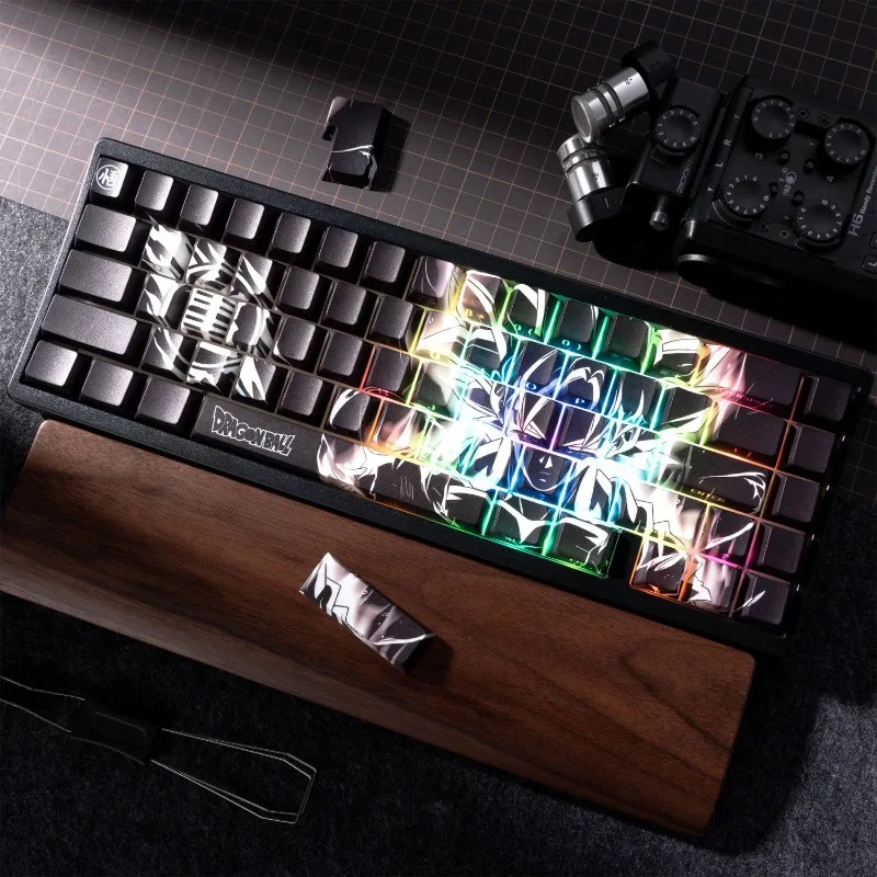 

134 Keys Dragon Ball Son Goku Through Key Cap Anime PBT Keycap Cherry Profile for MX Switch Gaming Mechanical Keyboard Gifts