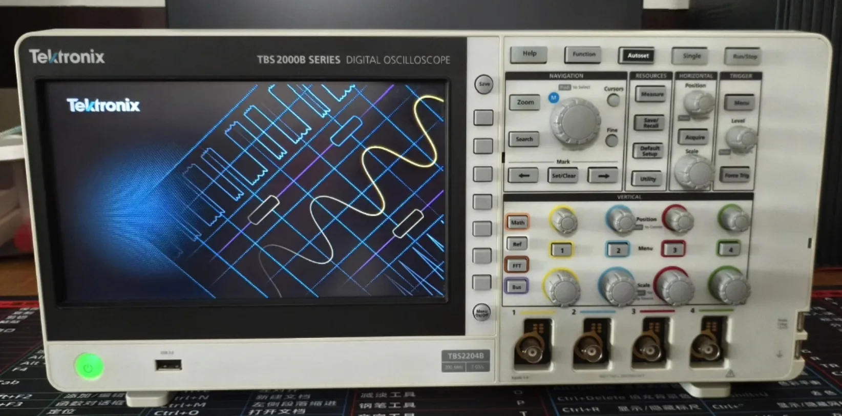 1 unidad Tektronix TBS2204B 200 MHz 4 canales 2 GS/s osciloscopio digital 5 M nuevo * SY