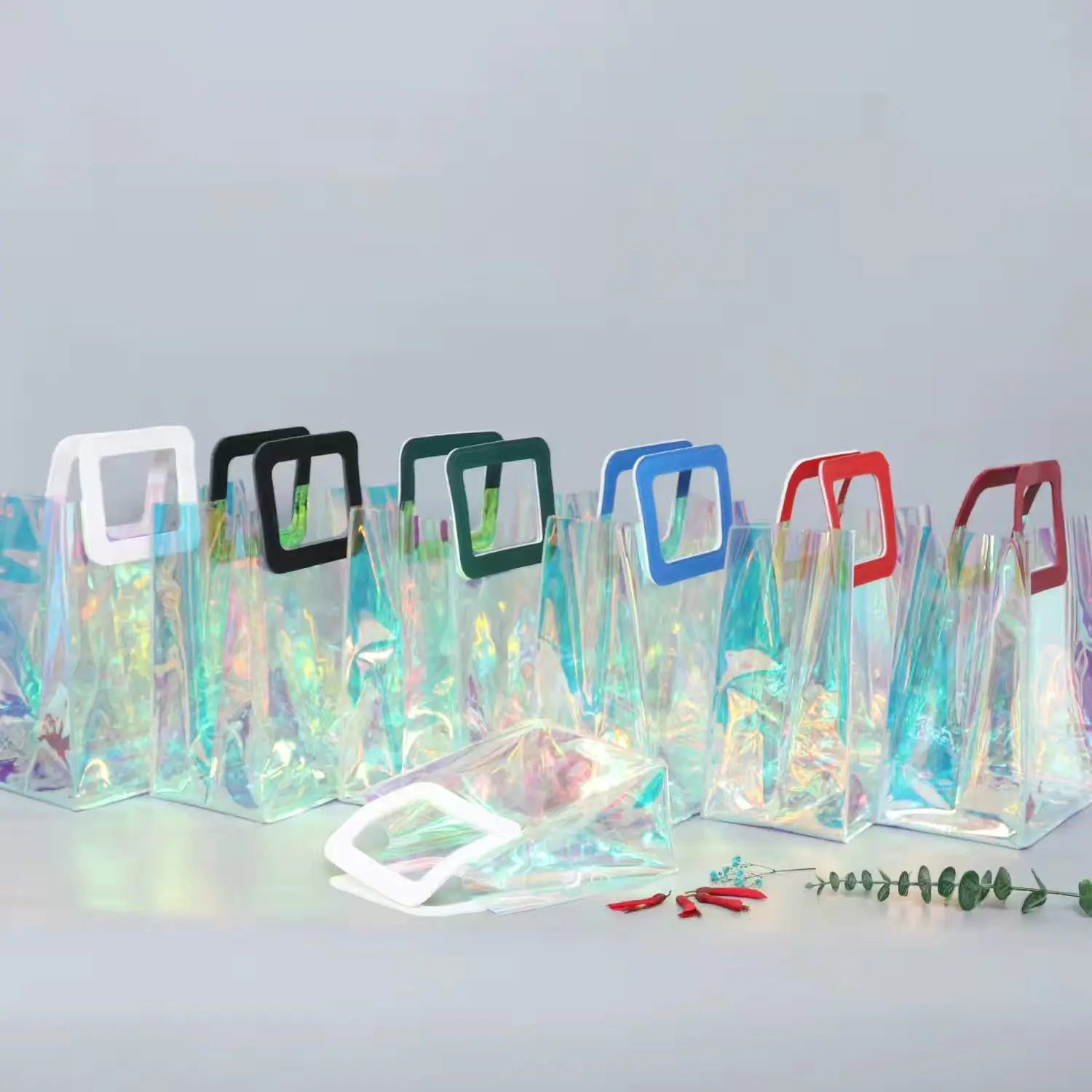 Simple Pvc Shooter with Gift Packaging See-Through Mobile Phone Money Makeup Waterproof Shopping Tote Bag Woman