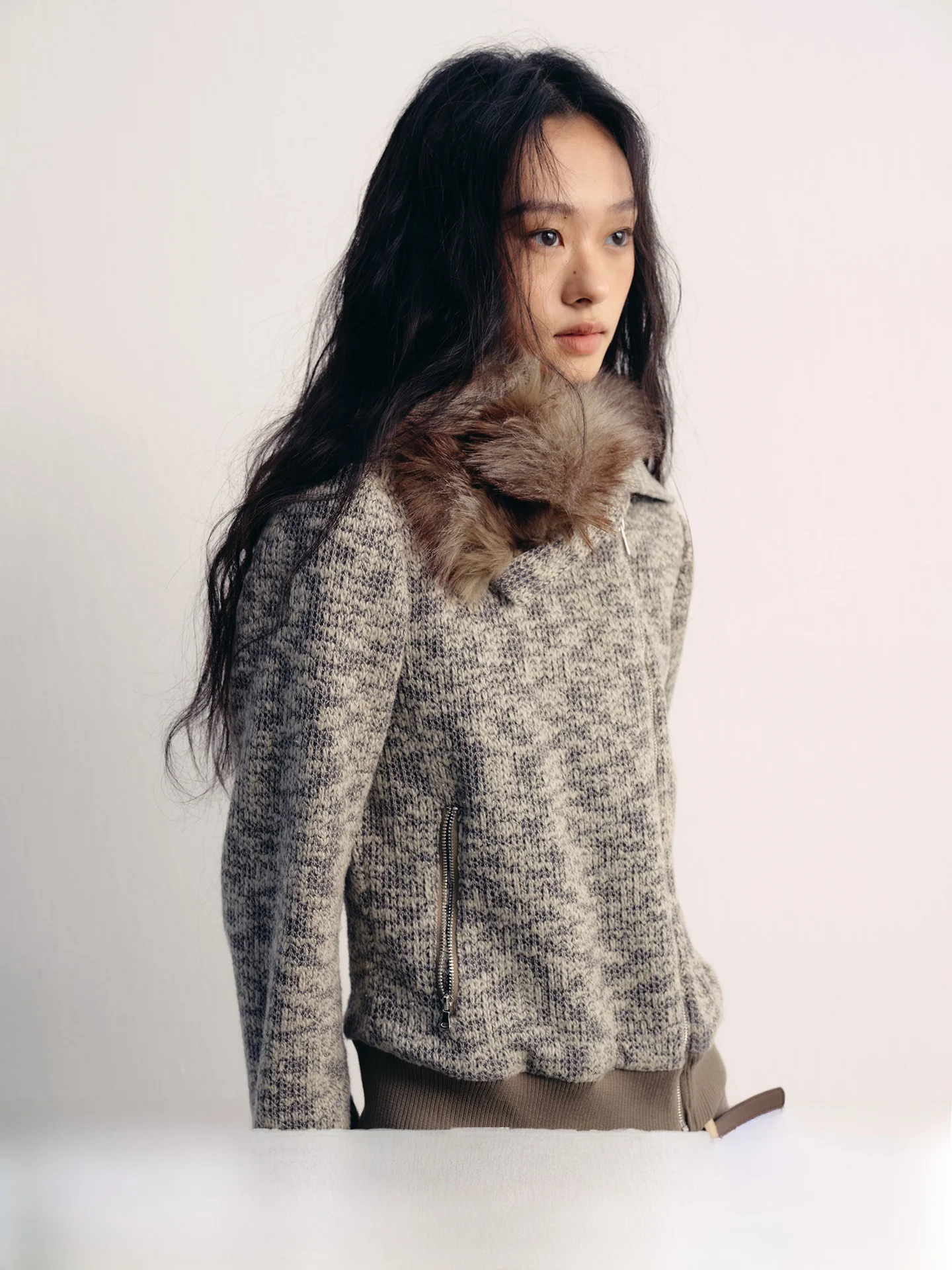 

Оригинальный экологически чистый меховой воротник Lvetong в стиле пэчворк, асимметричный свободный цвет, вязаная молния или Jaet Street Sle Wome...