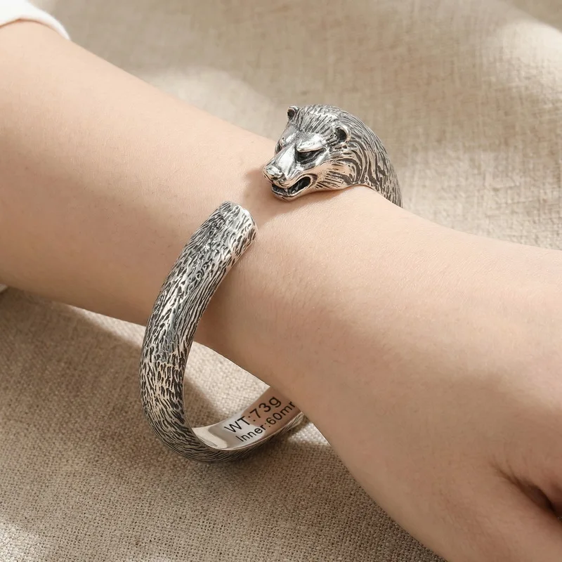 KALEN Men's Wolf Head Stainless Steel Open Ended Bangle Minimalist Hammer Pattern Punk Bracelet Fashion Jewelry Party Gifts