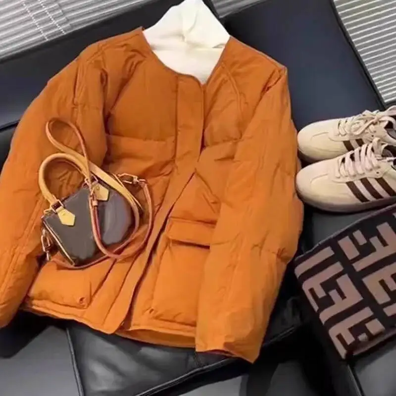 

Повседневная утолщенная теплая женская хлопковая куртка в корейском стиле, однотонное пальто на молнии с длинными рукавами и перьями из полиэфирного волокна