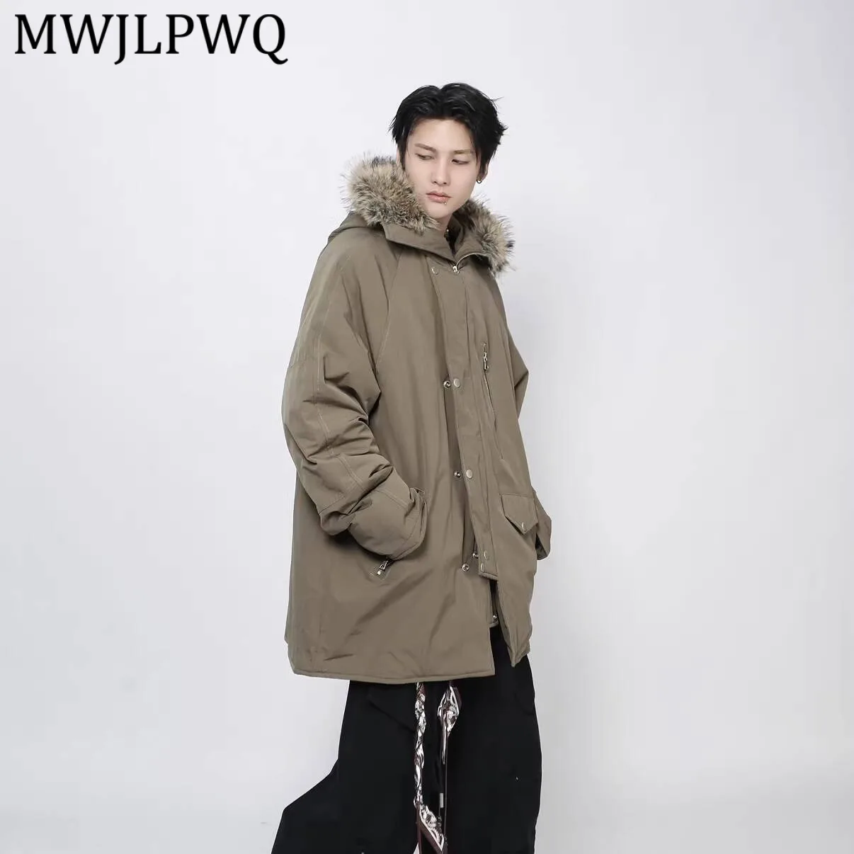 

MWJLPWQ Winter Warm American Retro Design Fur Collar Hooded Workwear For Men Windproof Mid-Length Cotton Coat 2026 New 13564