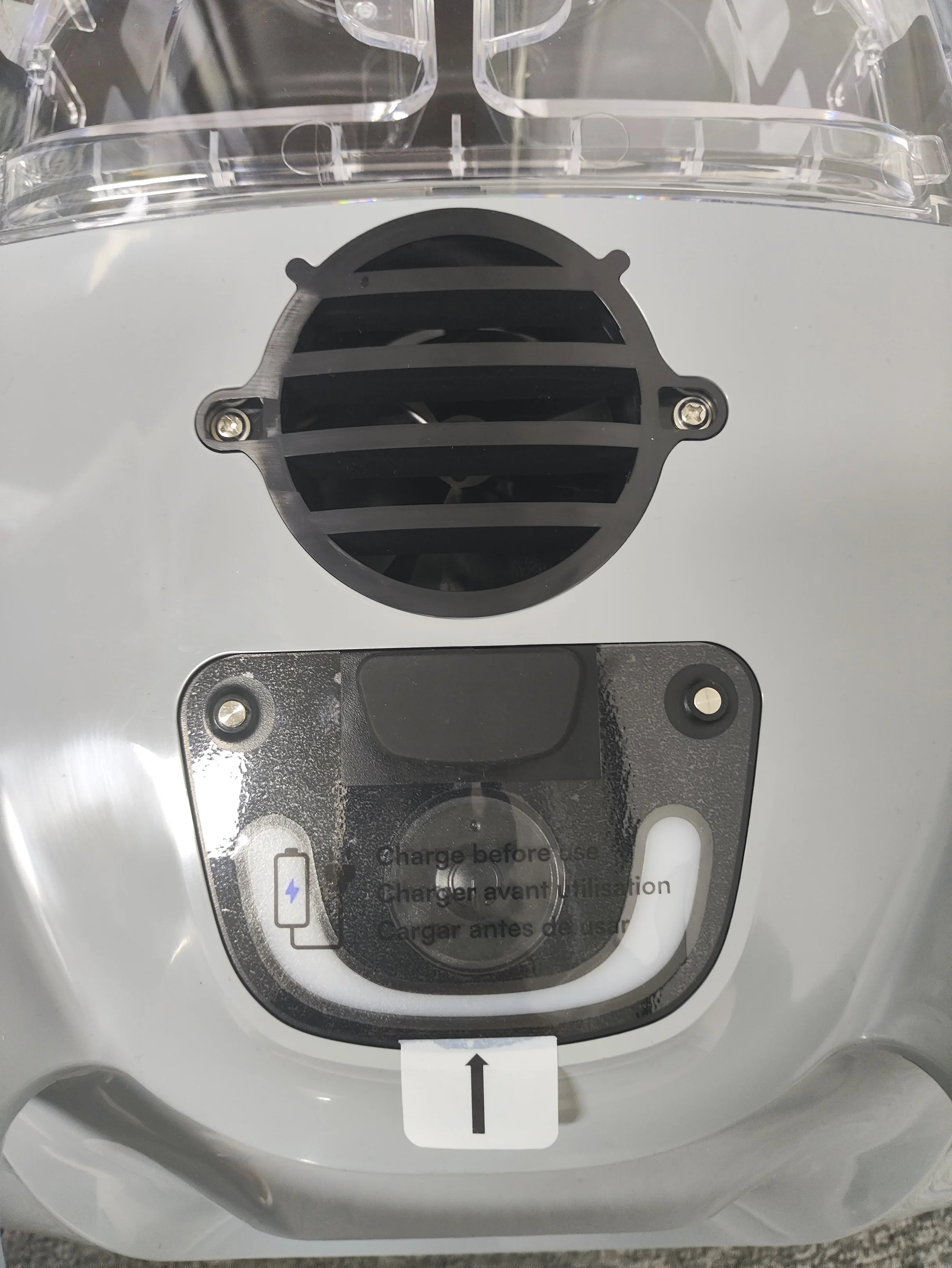 Automatic Pool Robot Cleaner Swimming Pool Vacuum Cleaner Wall Climbing Cordless Robot Pool Cleaner