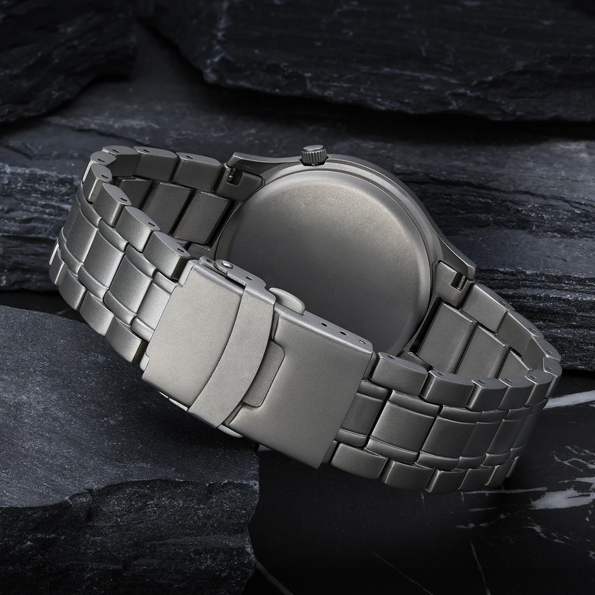 BERNY Full Titanium Men Watch Super Luminous Sports Quartz Watches Lightweight and Comfortable 5ATM Easy Read Wristwatch