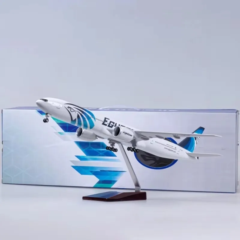 

1/157 Scale 47CM Egypt Air Airlines 777 B777 Aircraft Model W Light and Wheel Landing Gear Diecast Plastic Resin Plane for Gift