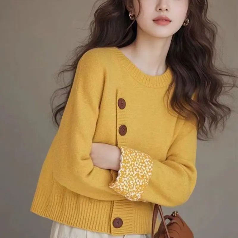 

Button Loose Sweater Pink Spring Autumn New Style Heavy Design Sense Needlework Comfortable Soft Ice Silk Round Neck