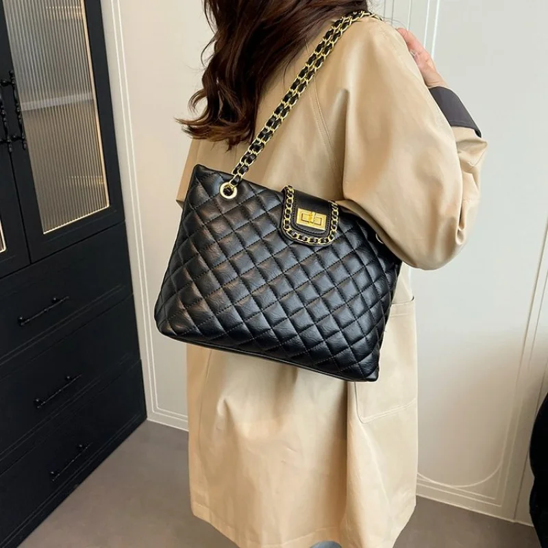 Trendige Damen-Umhängetasche aus Leder mit atmungsaktivem Futter und klassischem Paris-Look, perfekt für Ausflüge ​