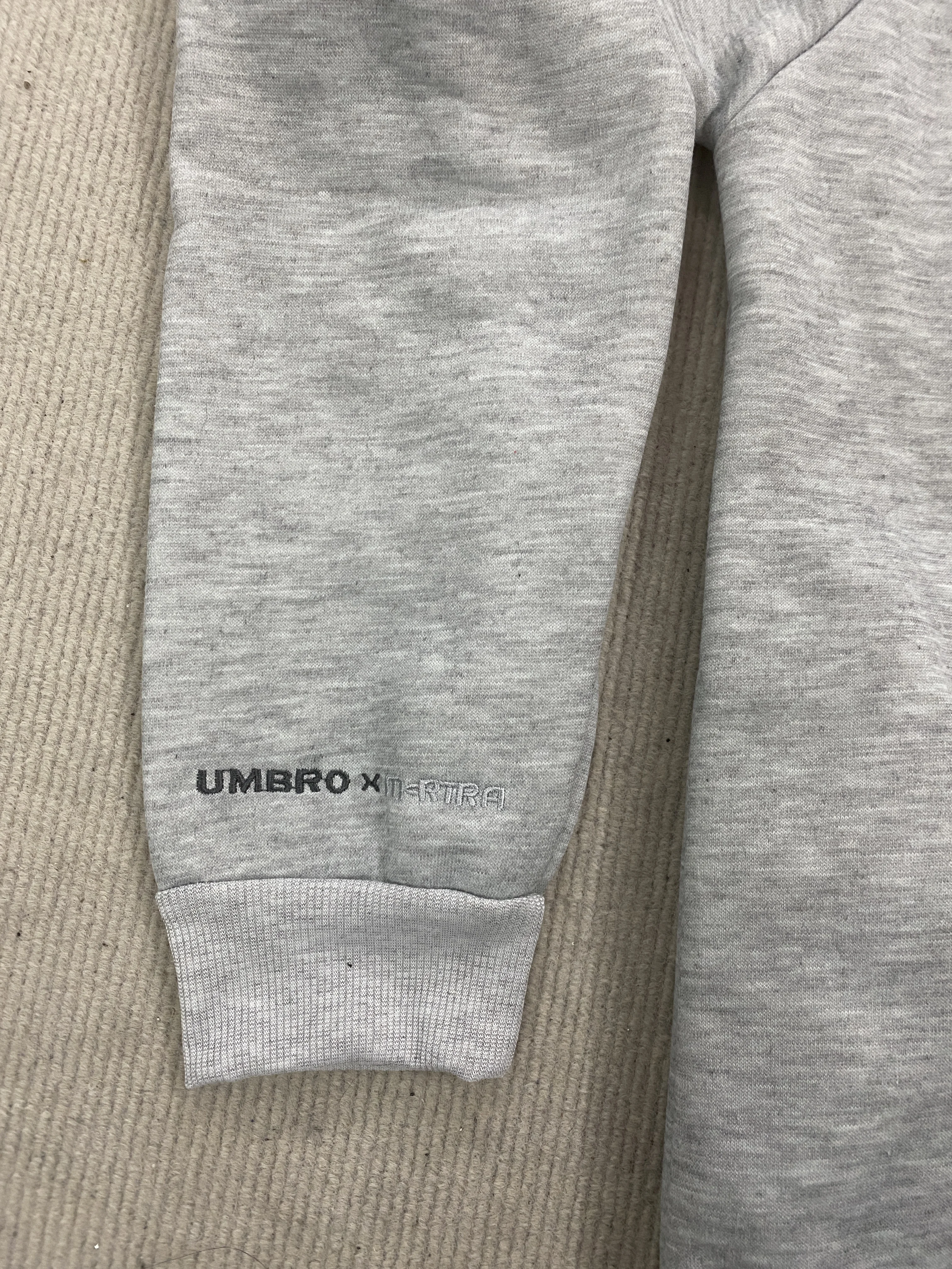Modischer neuer amerikanischer Street-Trend-Hoodie mit farblich abgestimmtem Doppelkapuzen-Design, Persönlichkeit, High-Street-Stil für Männer und Frauen. – Detail 11