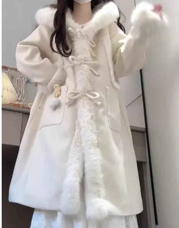 معطف نسائي موضة حلوة متعدد الاستخدامات بفيونكة لتقليل العمر بلون واحد لشتاء 2025 معاطف صوفية كورية فضفاضة طويلة لطيفة بقلنسوة #4