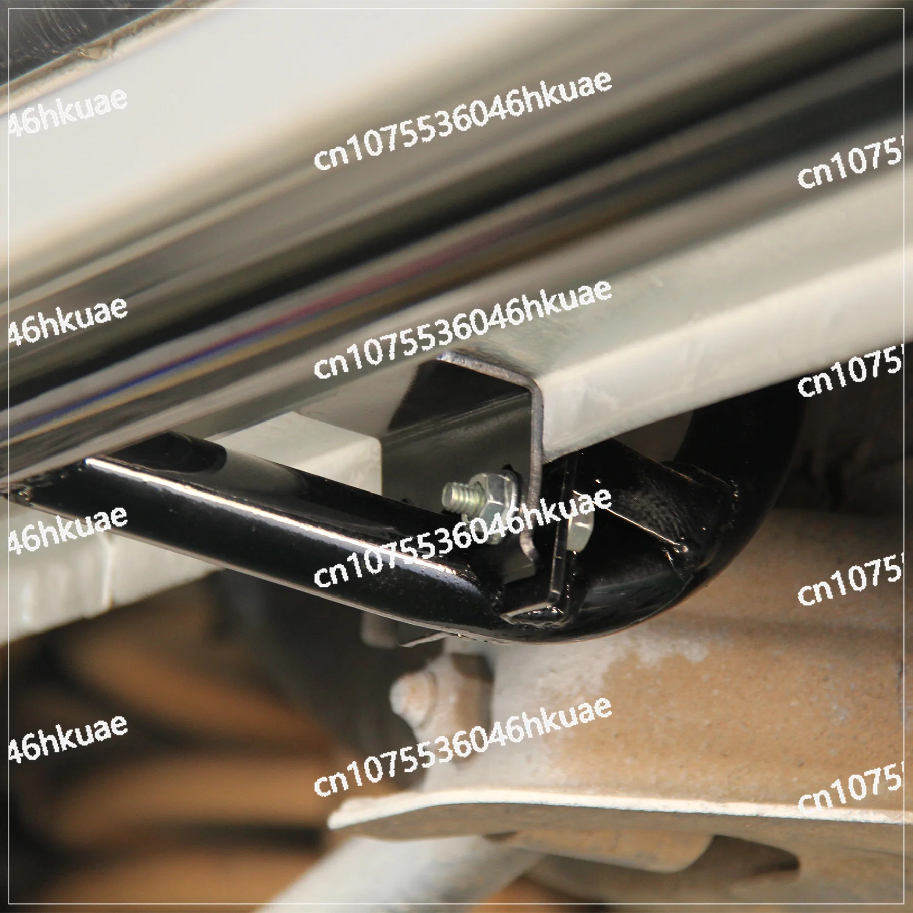 Rust-proof Y60 GQ Side Step Bracket - Heavy Duty Punch-free Installation Accessory
