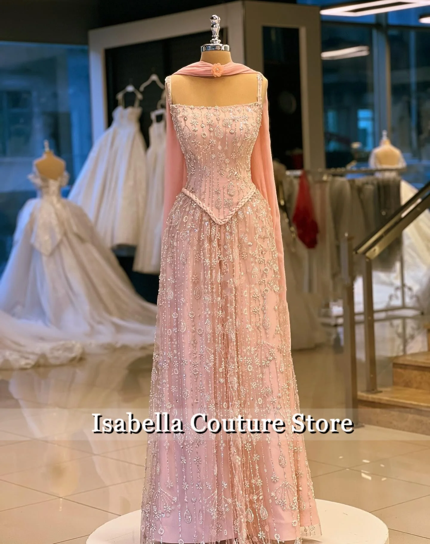 Nouveau personnalisé rose perlé licou luxe femmes robes de soirée 2025 dubaï écharpe Aine robe de soirée parole longueur robe de bal robes