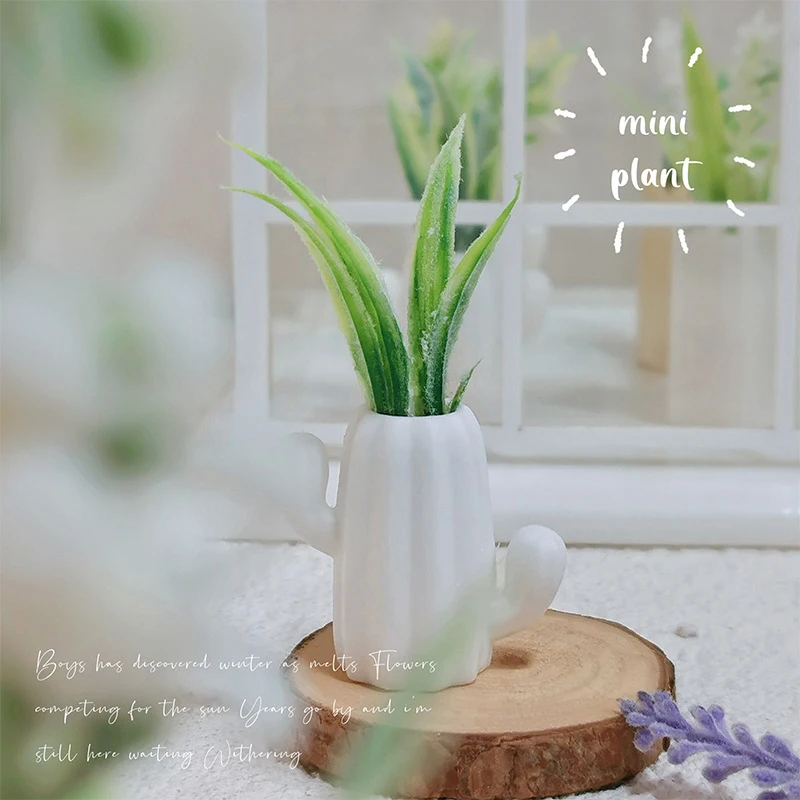 1Pc Casa delle bambole in miniatura Pianta verde in vaso Vasi di cactus Modello di casa delle bambole Micro Paesaggio Casa delle bambole Decorazione del giardino Accessori giocattolo