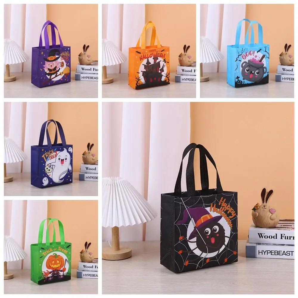 Cute Ghost Halloween Non-woven Handbag Trick or Treat Bag Large Capacity Halloween Gift Bag Castle Printed Pumpkin Bag Kids