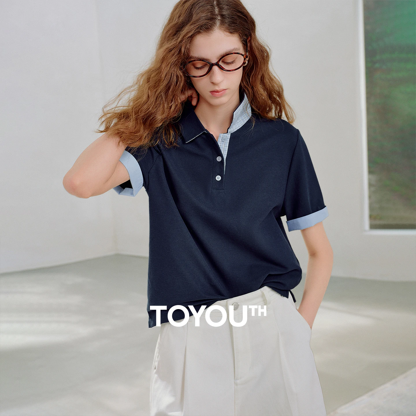 

TOYOUTH женские пиqué футболки-поло 2026, летние новые улучшенные винтажные повседневные топы в клетку с цветными блоками и складными рукавами сзади