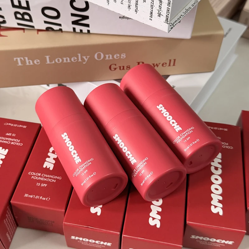 Smooche Color Changing Foundation SPF 15 Self Adjusting Liquid Foundation Hydrating Concealer Flawless Natural Face Base Makeup