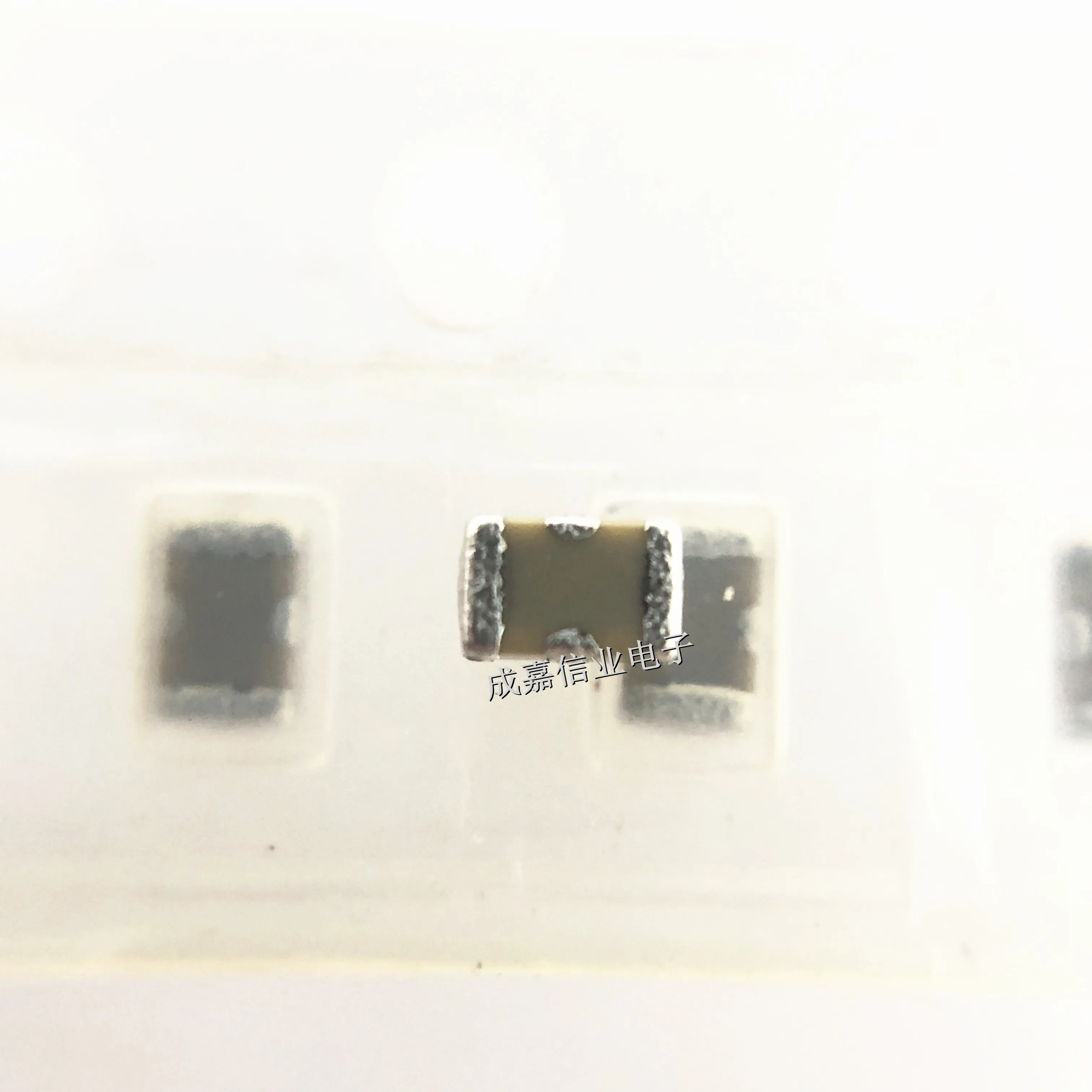 10pcs/Lot KNH21473-3AA 0805 2012 47NF 50V Multilayer Ceramic Capacitors MLCC - SMD/SMT Filter Capacitor