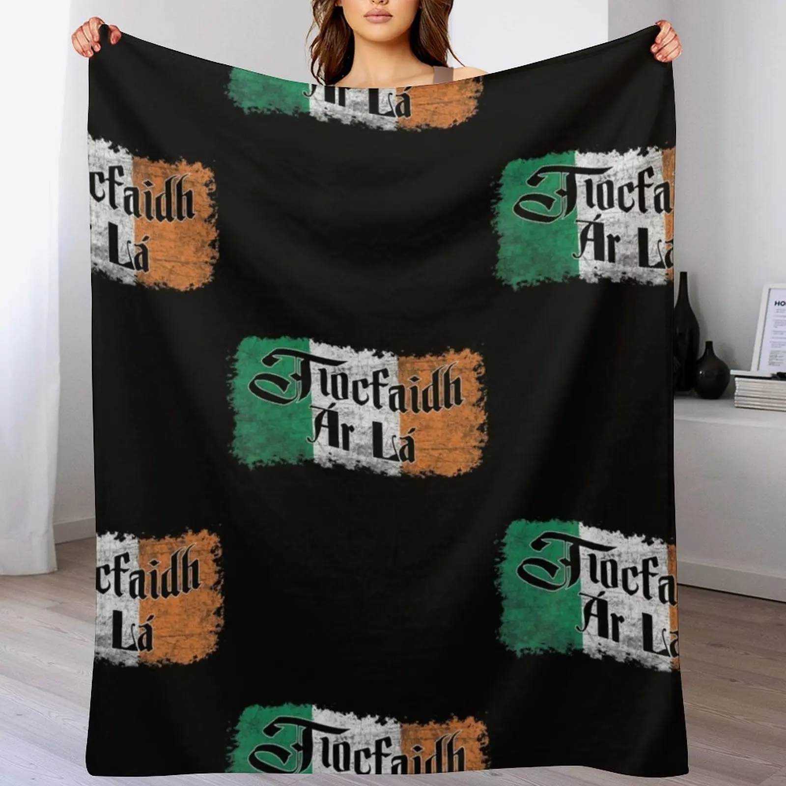 Tiocfaidh Ar La Vintage Ireland Irish Flag Throw Blanket