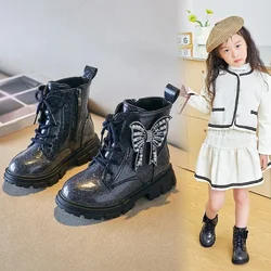 2024 Girls Ankle Boots Black Shine PU Waterproof Butterfly Pearls Chic Unique Kids Fashion Princess Boots for Catwalk Children