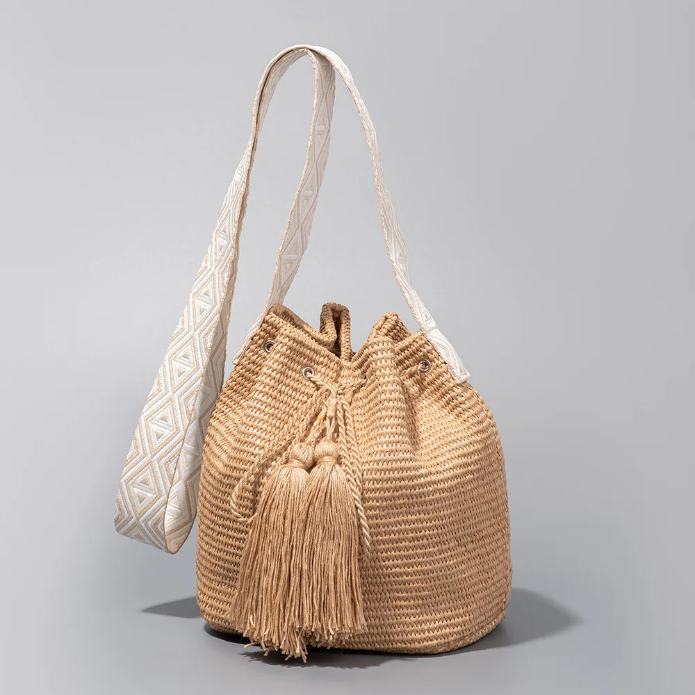 Leisure Retro Women's Bags New Summer Seaside Vacation Grass Woven Ladies Handbag Macaron Crossbody Single Shoulder Bucket Bag
