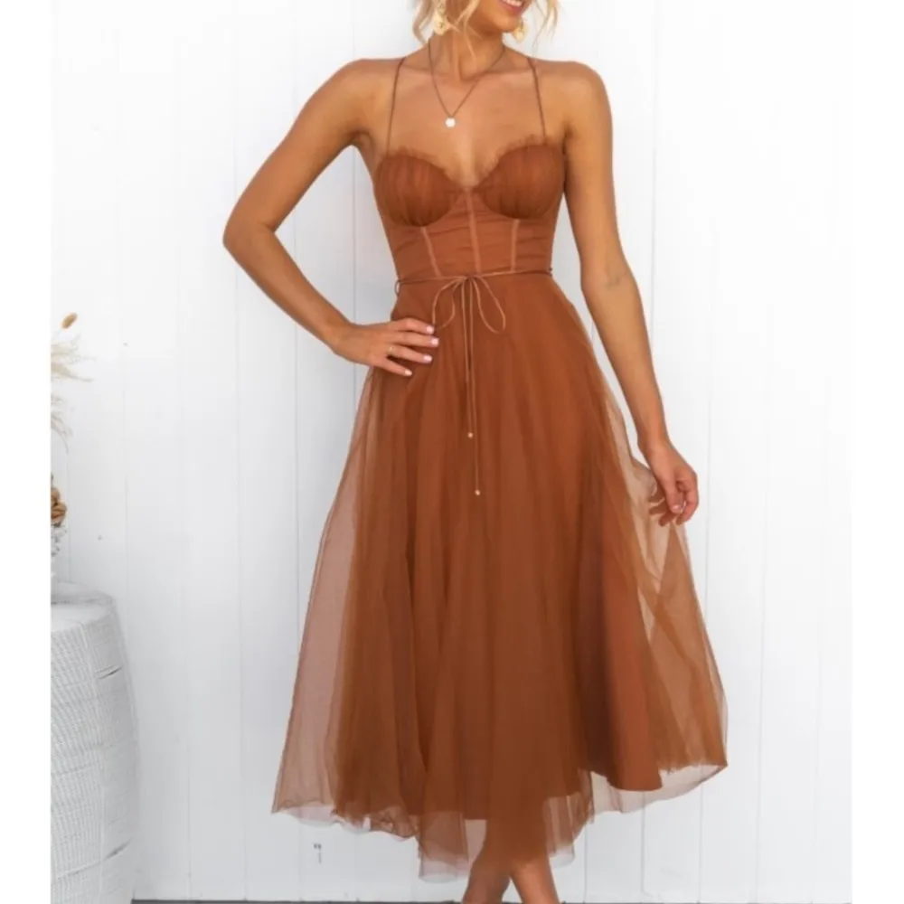 

Sexy Suspender Chest Wrapped Mesh Long Dress Summer New Women's Chiffon Evening Dress Lace Up Waist Cinching Party Dress