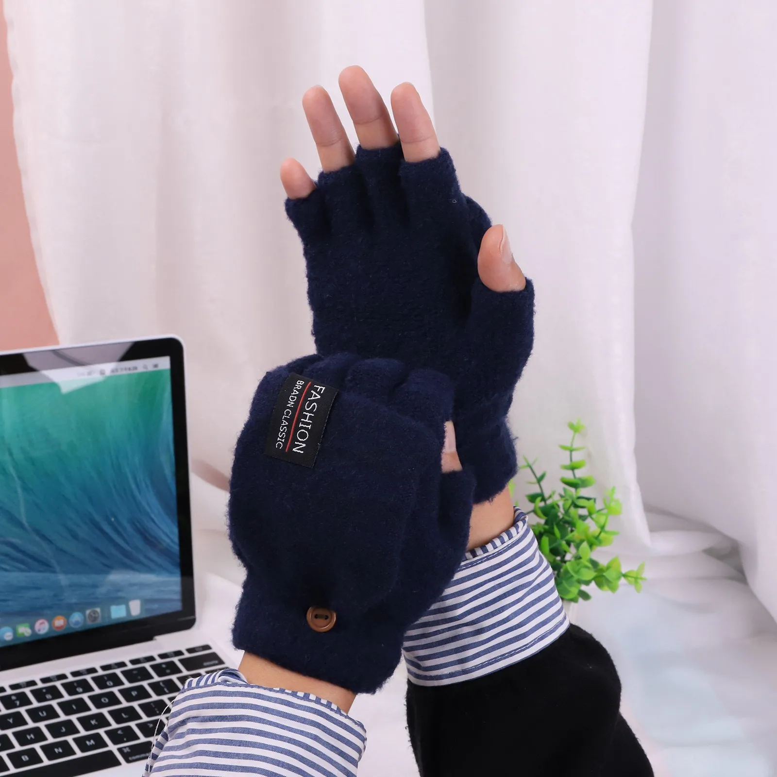 USB Warm Hand Heating Gloves Fingerless USB Electric Heating Gloves Constant Temperature for Skiing Riding Unisex Hand Protector