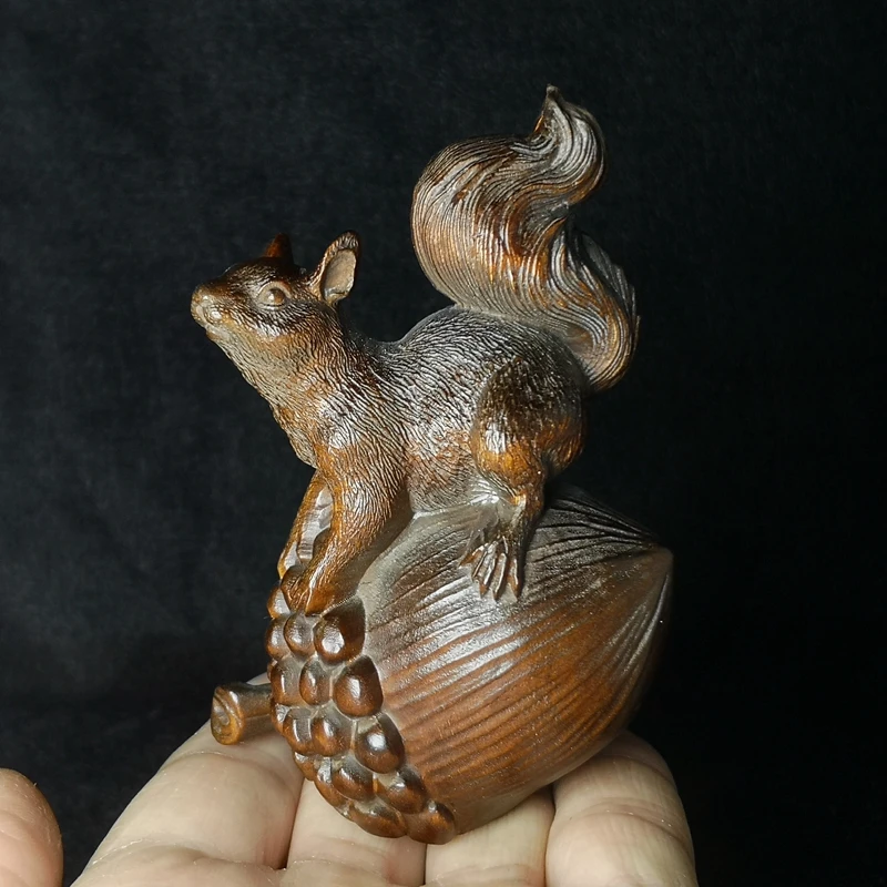 

H 9.5 CM Chinese wood Boxwood Hand Carved Pinecone Squirrel Animal Figure Statue desk Decoration gift Collection