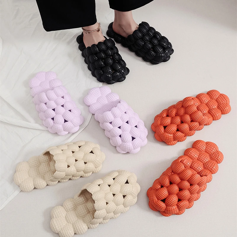 2022 Summer New Bubble Fashion Slippers Personality Home Massage Bottom Shoes for Men Women Sandals Unisex Slides