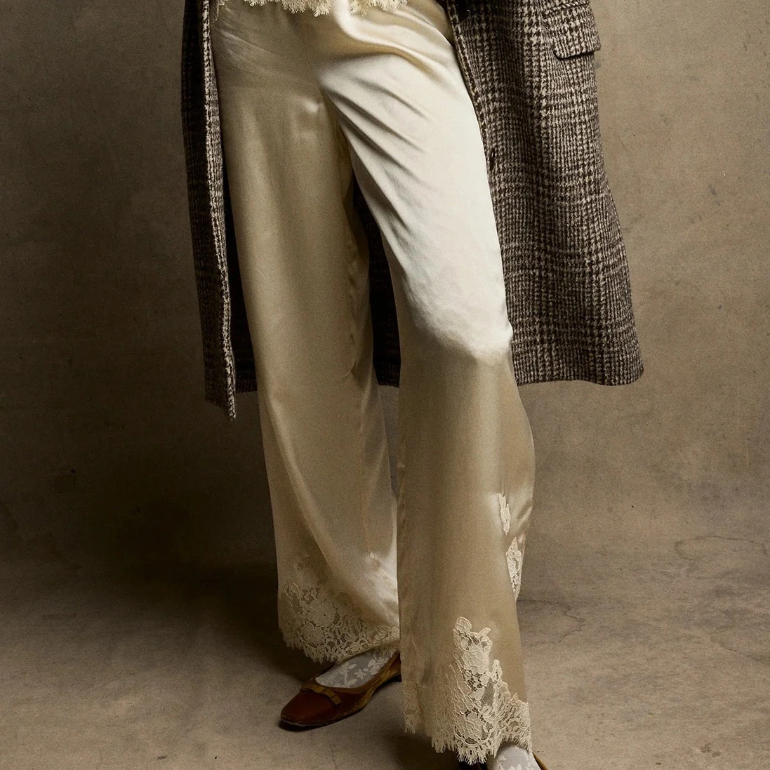 Calças soltas de retalhos de renda feminina de luxo moda casual cor sólida cintura elástica calças largas perna