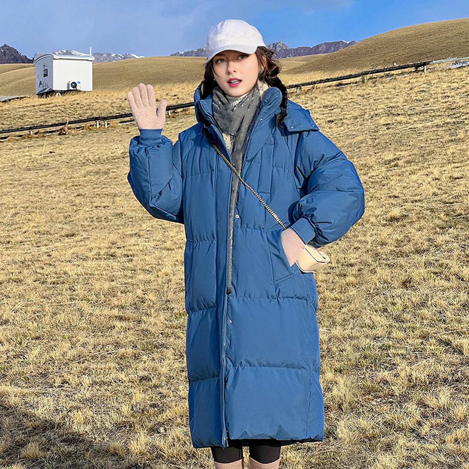 

Новая зимняя куртка-парка, женская глянцевая пуховая хлопковая куртка, парка с капюшоном, теплая женская хлопковая стеганая куртка, повседневная верхняя одежда