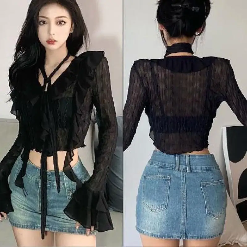 

Retro Chiffon Mesh Shirt Black Sexy Slim V-Neck Ruffle Flare Long Sleeve Sunscreen Cropped Top