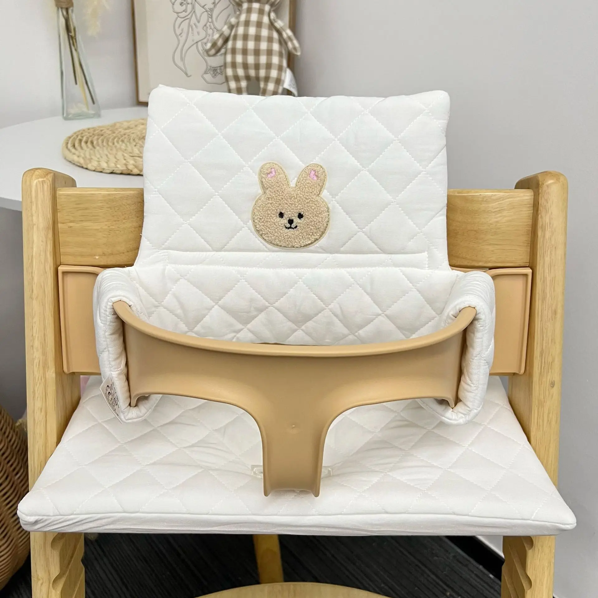 INS Baby High Chair Cushion Four Seasons Portable Non-slip Integrated Cushion Outdoor Baby High Chair Accessories Cushion