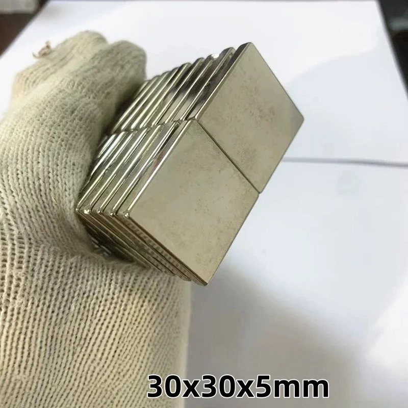 30x30x5mm Square Magnets Can Be Widely Used for Refrigerators, Office Document Fixation and DIY 30x30x5mm