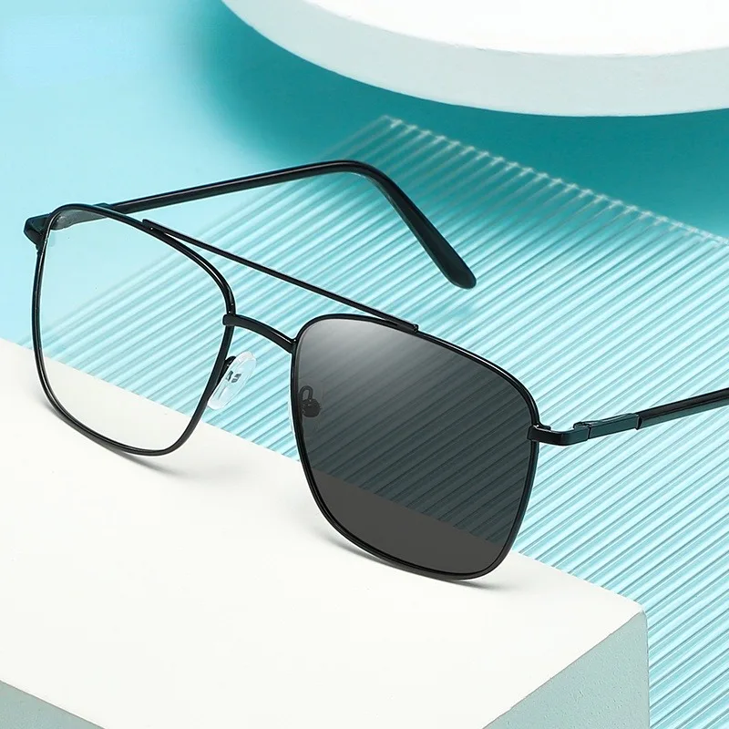 Photochrome Anti-Strahlungs-Brille, Metall-Computerbrille, Anti-Blaulicht-Brille für Damen/Herren