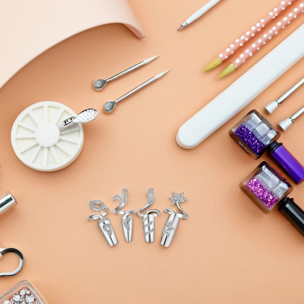 4 個の女性の爪リングラインストーン装飾合金爪型リング結婚式クリスマスバレンタインギフトハンドジュエリー