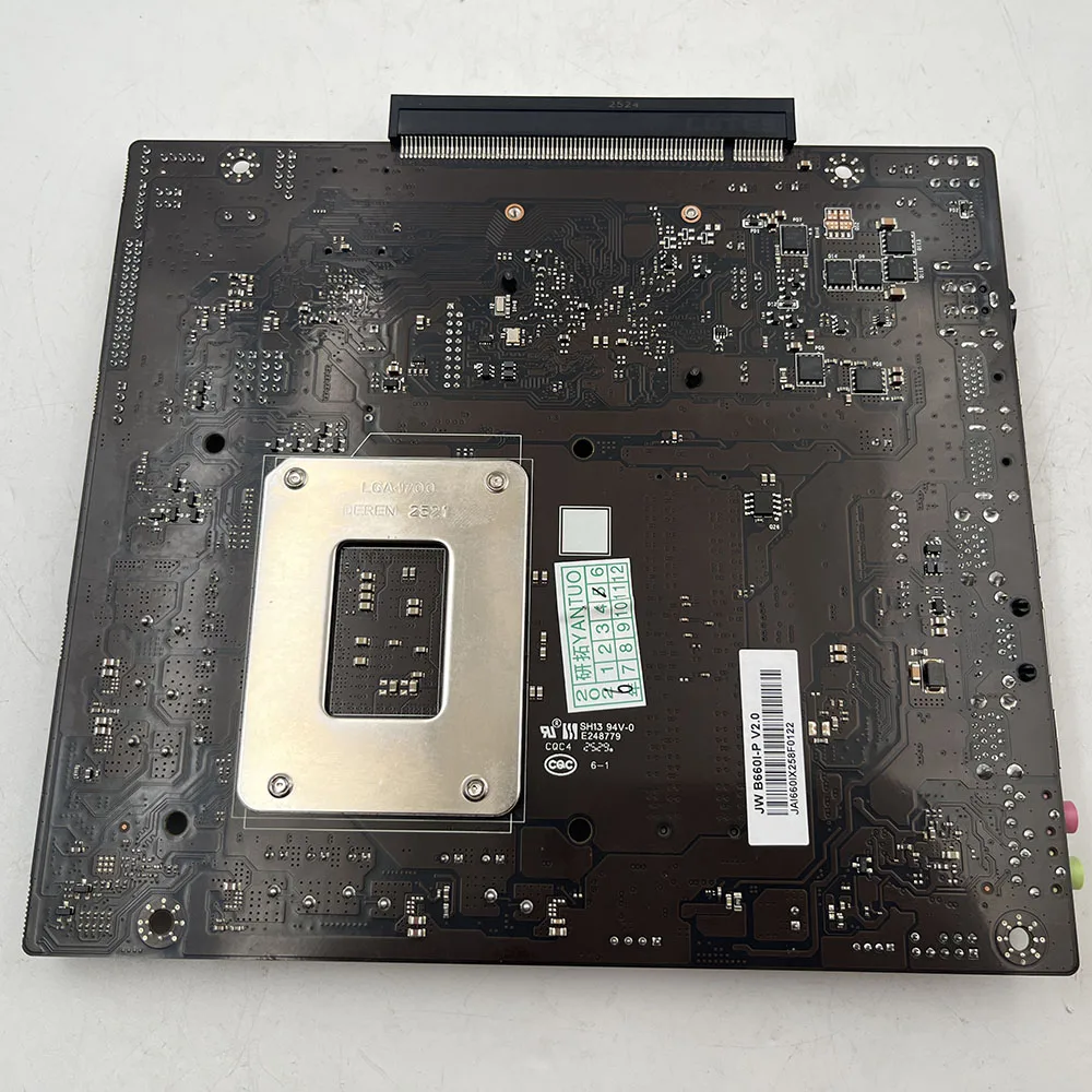 Mini Host Thin ITX Placa Base Todo en Uno B660I-P ﻿