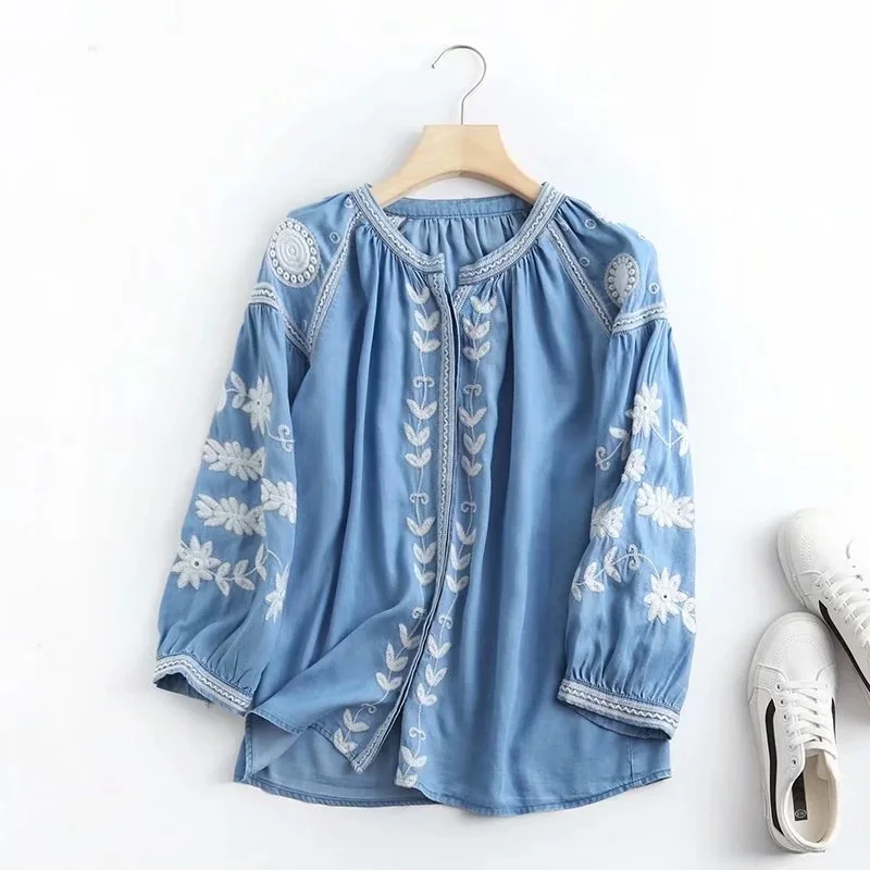 

2026 джинсовая блузка с этнической цветочной вышивкой, женские джинсовые рубашки, мягкие винтажные синие джинсовые рубашки с воротником-стойкой