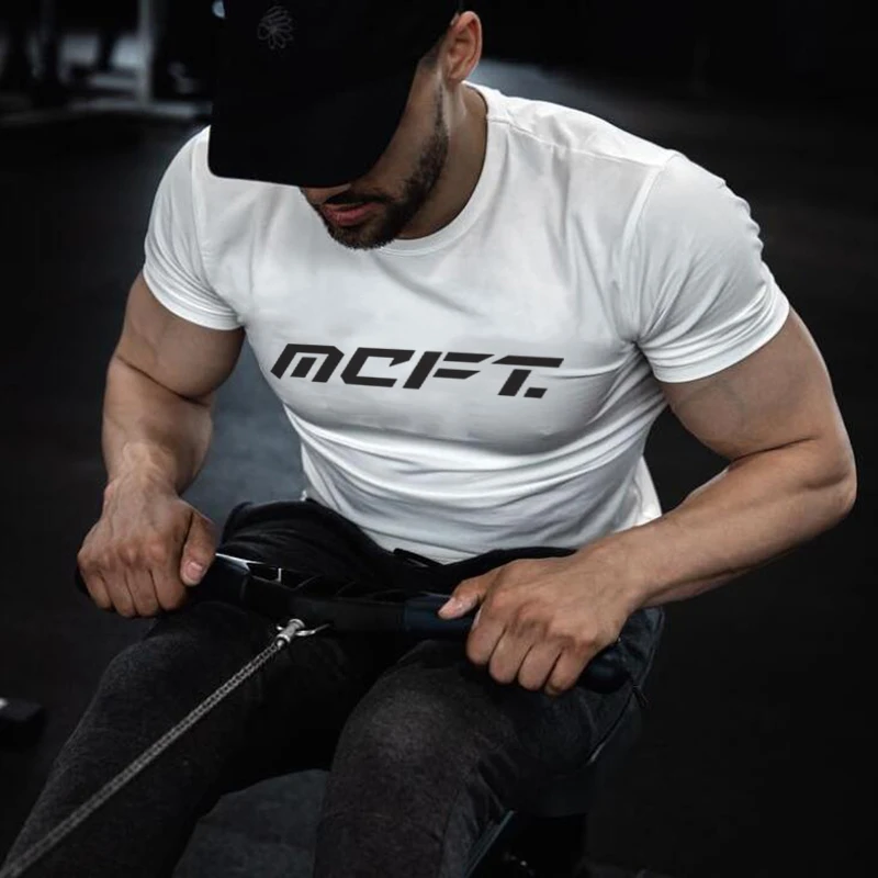 

Мужская спортивная одежда с коротким рукавом, хлопковая футболка с круглым вырезом, облегающая, повседневная, для фитнеса, тренажерного зала, летняя футболка для бега.