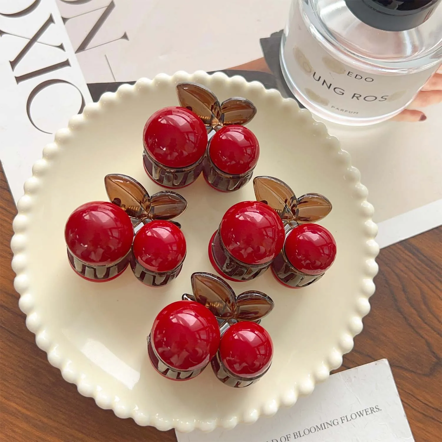 Cherry Red Bow Velvet Texture Elegant Hair Clip Fashionable Versatile Edge Hairpin Sweet Cool Headwear Girl Hair Accessories
