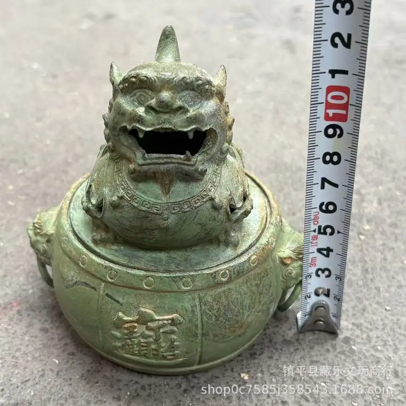 Antique Qianlong Era Item: Lion Incense Burner, Green Embroidered Bag, Old Bronze Ornament for Attracting Wealth and Treasure