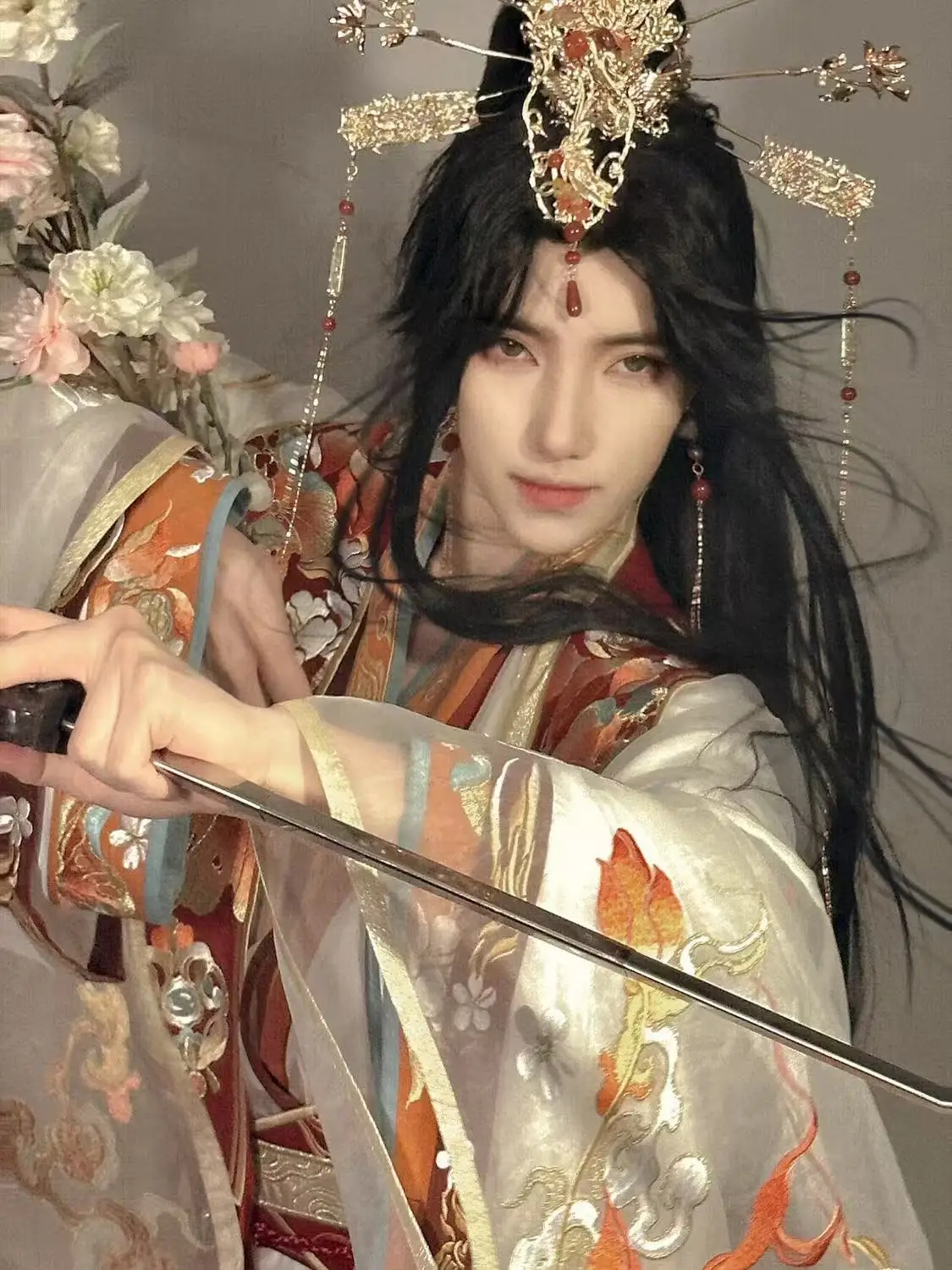 زي المبارز القتالي القديم التأثيري للرجال والنساء مطرزات الأزهار التقليدية Hanfu Boys Comics Halloween Event COS Suit