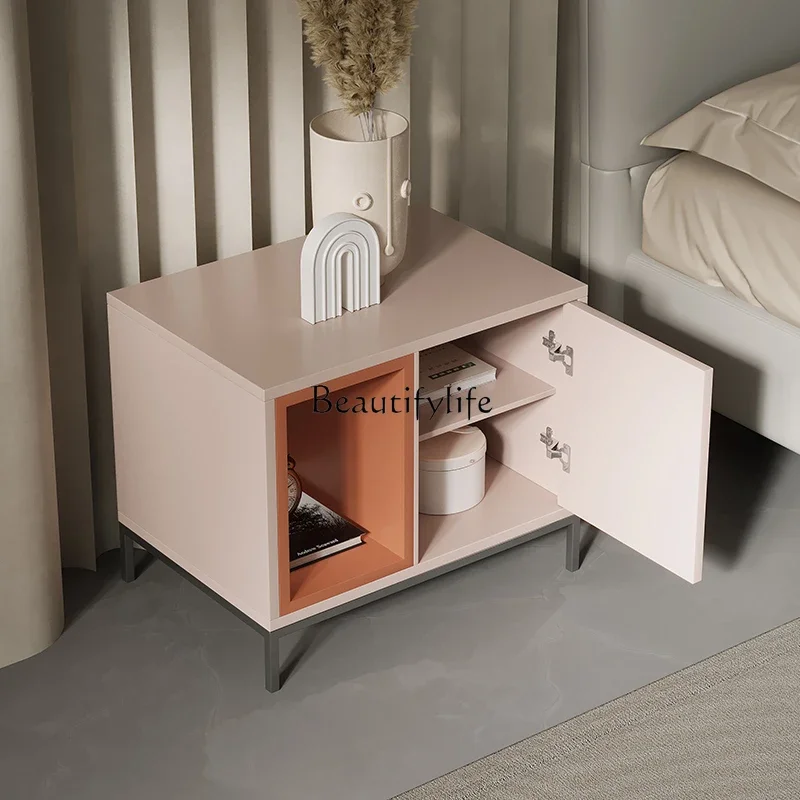 

D06Artistic bedside table simple modern bedroom solid wood paint small side few