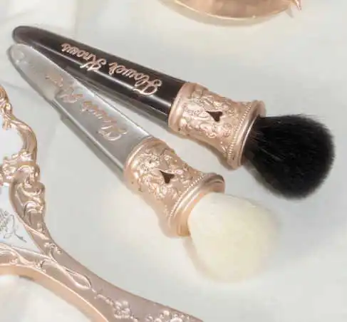 Flower Knows All Series Little Angel Midsummer Night Blush Stippling Brush Wool Evenly Takes Powder beauty