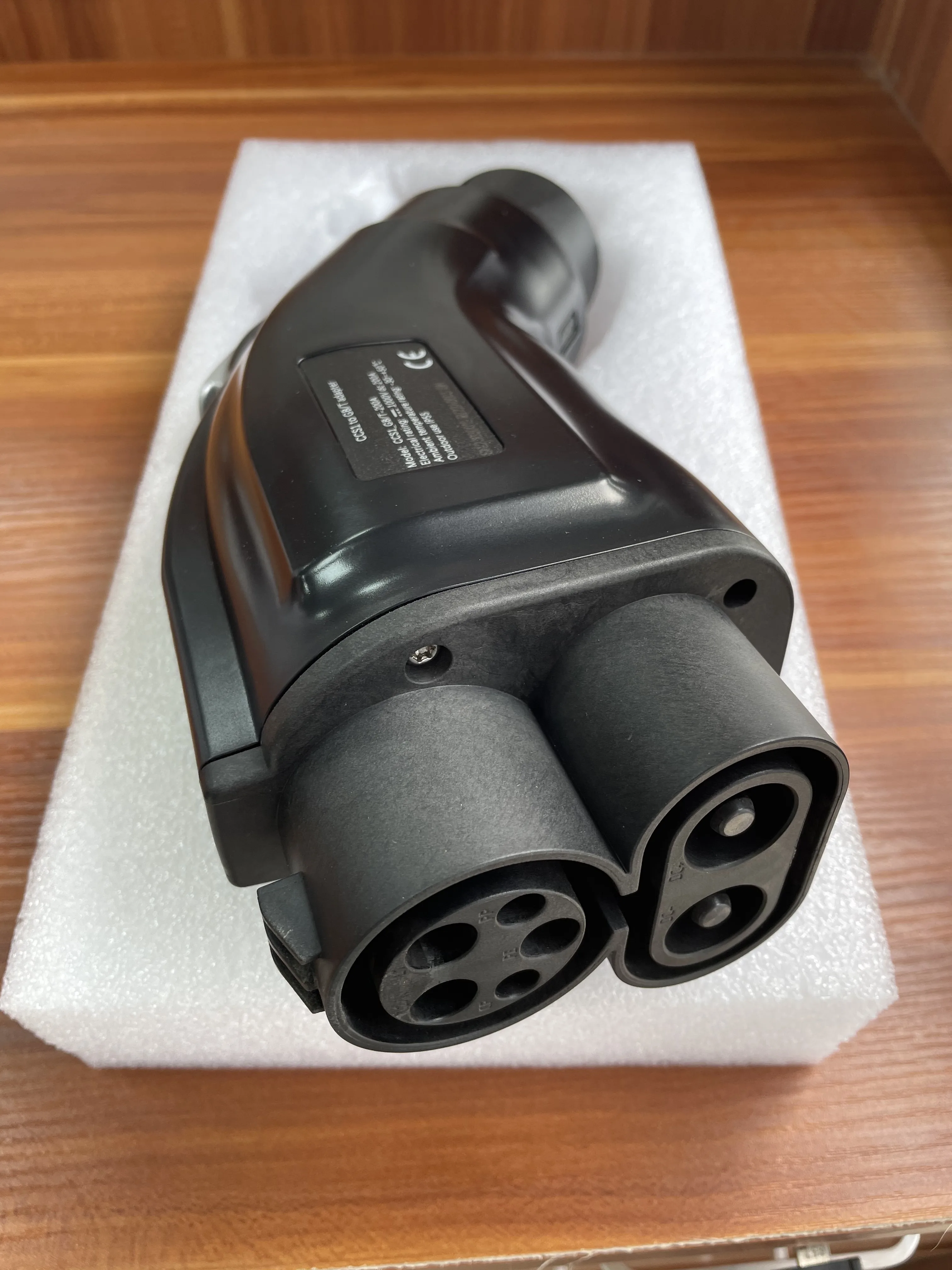 EV Combo 1/Combo 2 To GBT DC Charging Connector 200A CCS1/CCS2 To GBT EV Charger Adapter