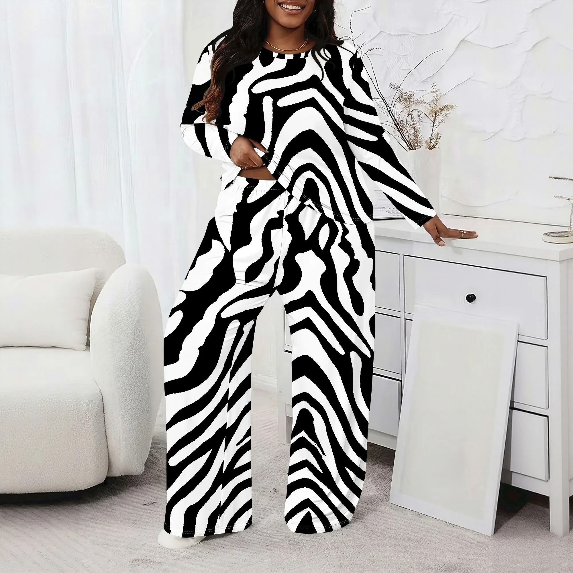 

Plus size Women two-piece set with 3D geometric print casual loose round neck long sleeved two-piece set (pocket)