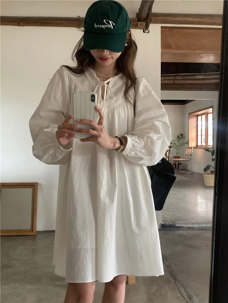 Vestido de manga comprida estilo coreano com costura de renda, solto, comprimento médio