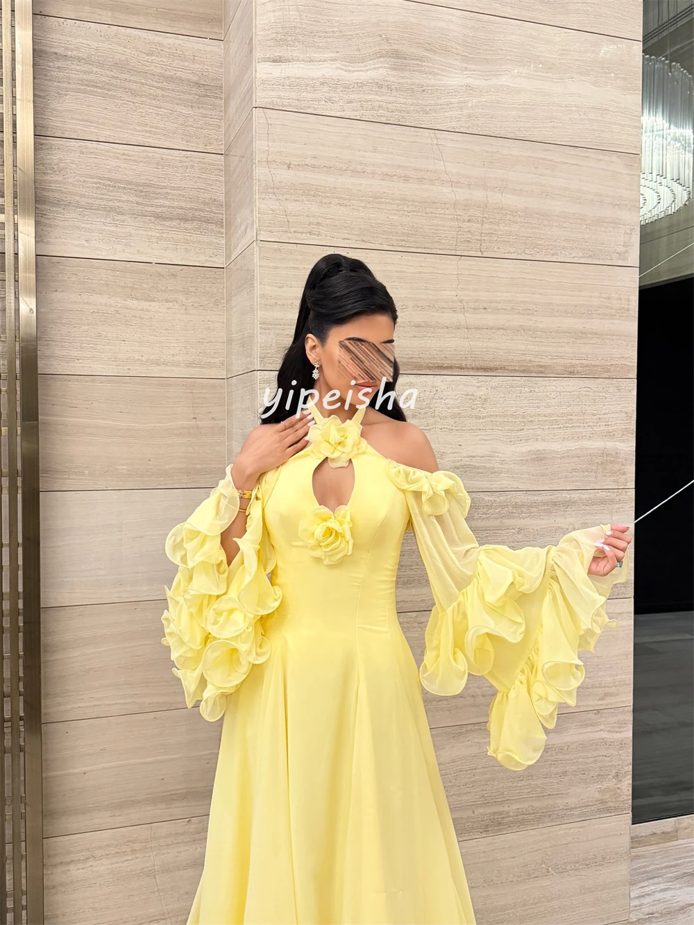 Customized Elegant Women Chiffon Handmade Flower Ruched A-Line Evening Dresses Sexy Halter Three Quarter Sleeve Long Party Gowns