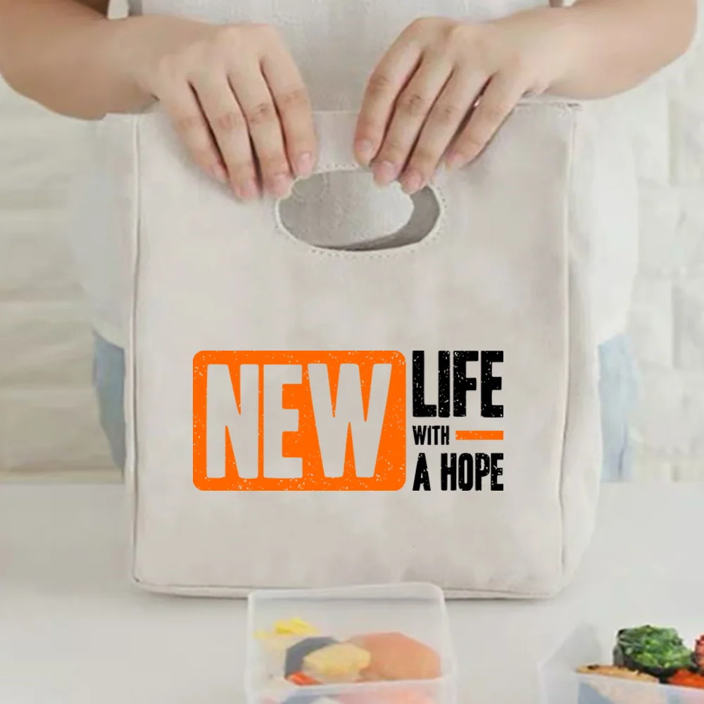 New Thermal Insulated Bag Lunch Box Lunch Bags for Women Portable Fridge Bag Tote Cooler Handbags Word Printed Food Bag for Work