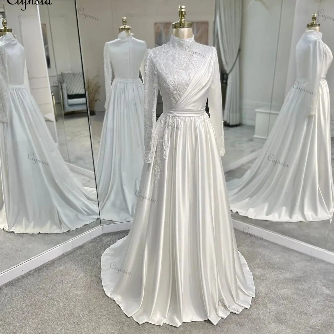 Ciynsia robes De mariée musulmanes islamiques 2025 mariée col haut Satin perles ivoire à manches longues robes De mariée dubaï Robe De Mariée