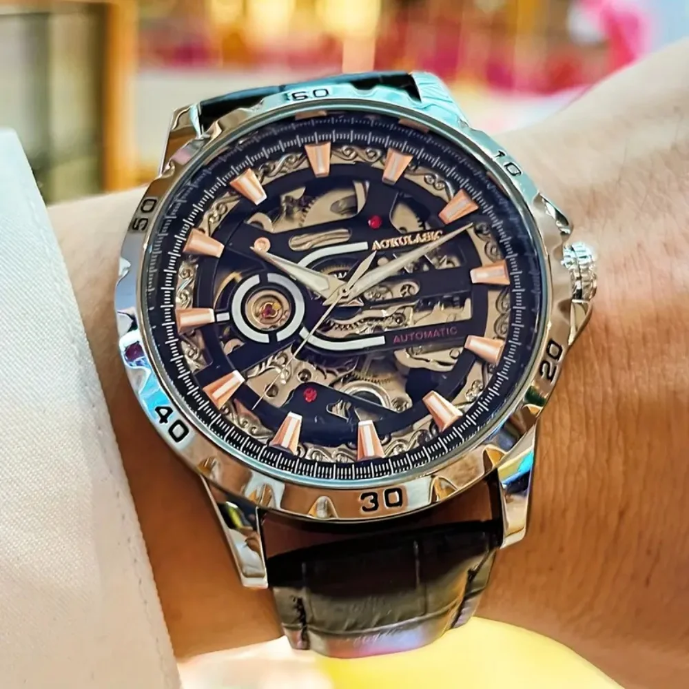

High-End Business Men's Mechanical Watch, Round Dial, Automatic Winding, Skeleton Design, Leather Strap, European and American Style, High Aesthetic Value, Light Luxury, Fashionable, Casual, Versatile, Unique Social Young Men's Watch, Elegant Skeleton Mod